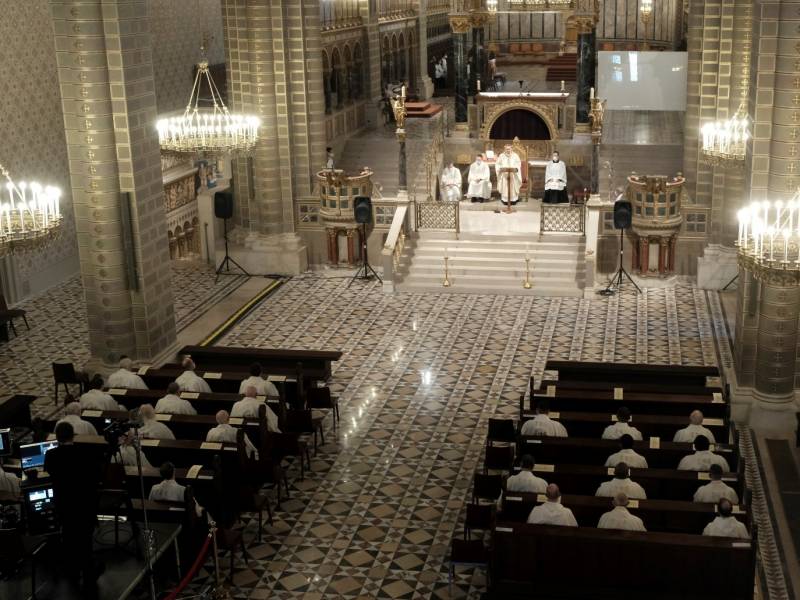 Krizmaszentelés (24).JPG